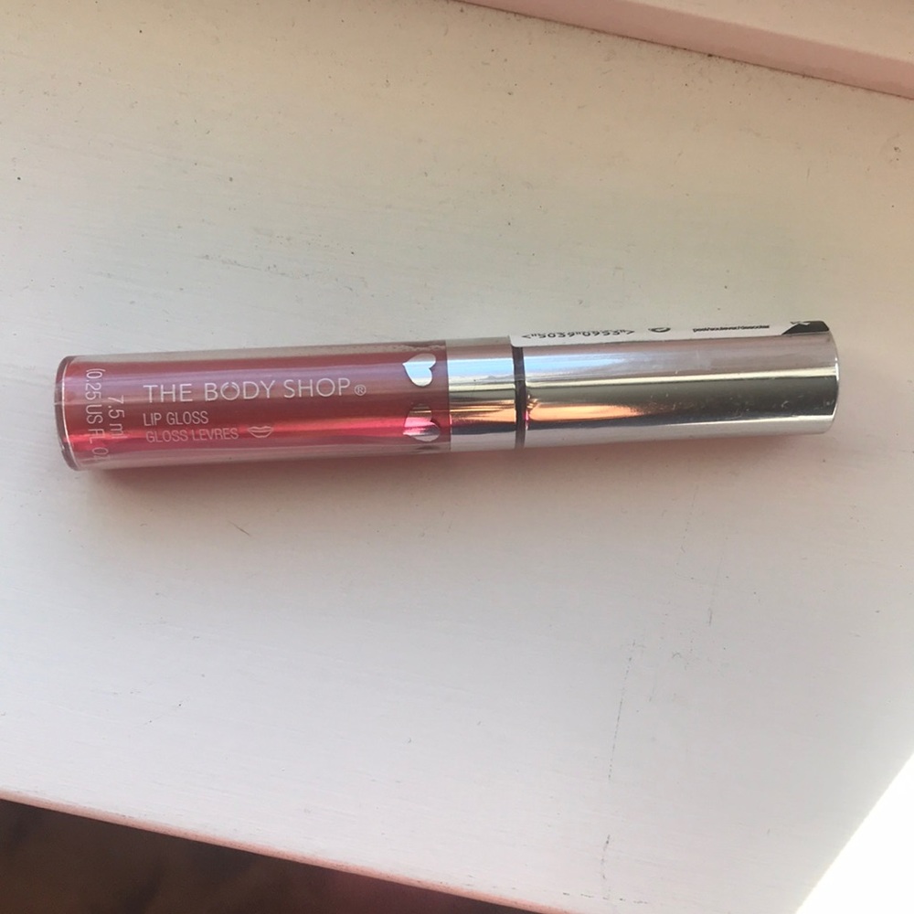4/$20 The Body Shop lip gloss shade 16 Fushia Flush sealed